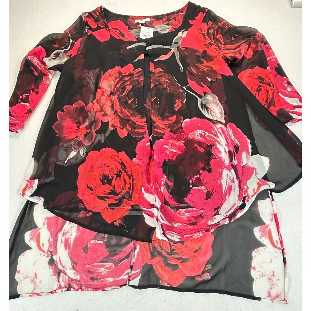 Est. 1946 T-Shirt Women Large Red Floral Romantic